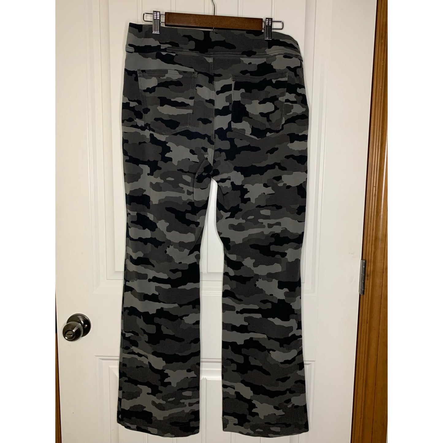 Duluth Trading Co. Workout Leggings Lx31 Gray Camo