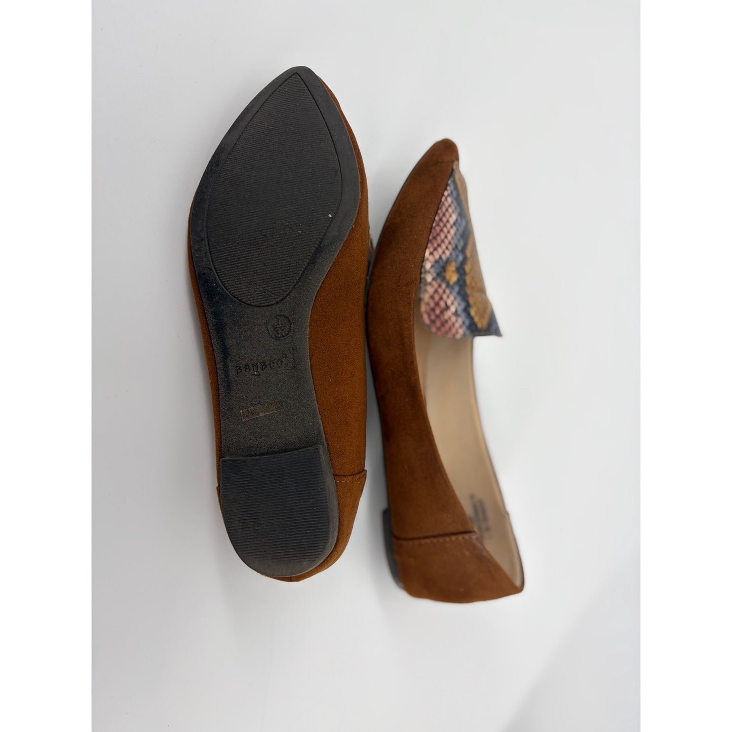 Bamboo Loafers Women’s Size 7 Brown Snake Print Accent Shoes w/ Box