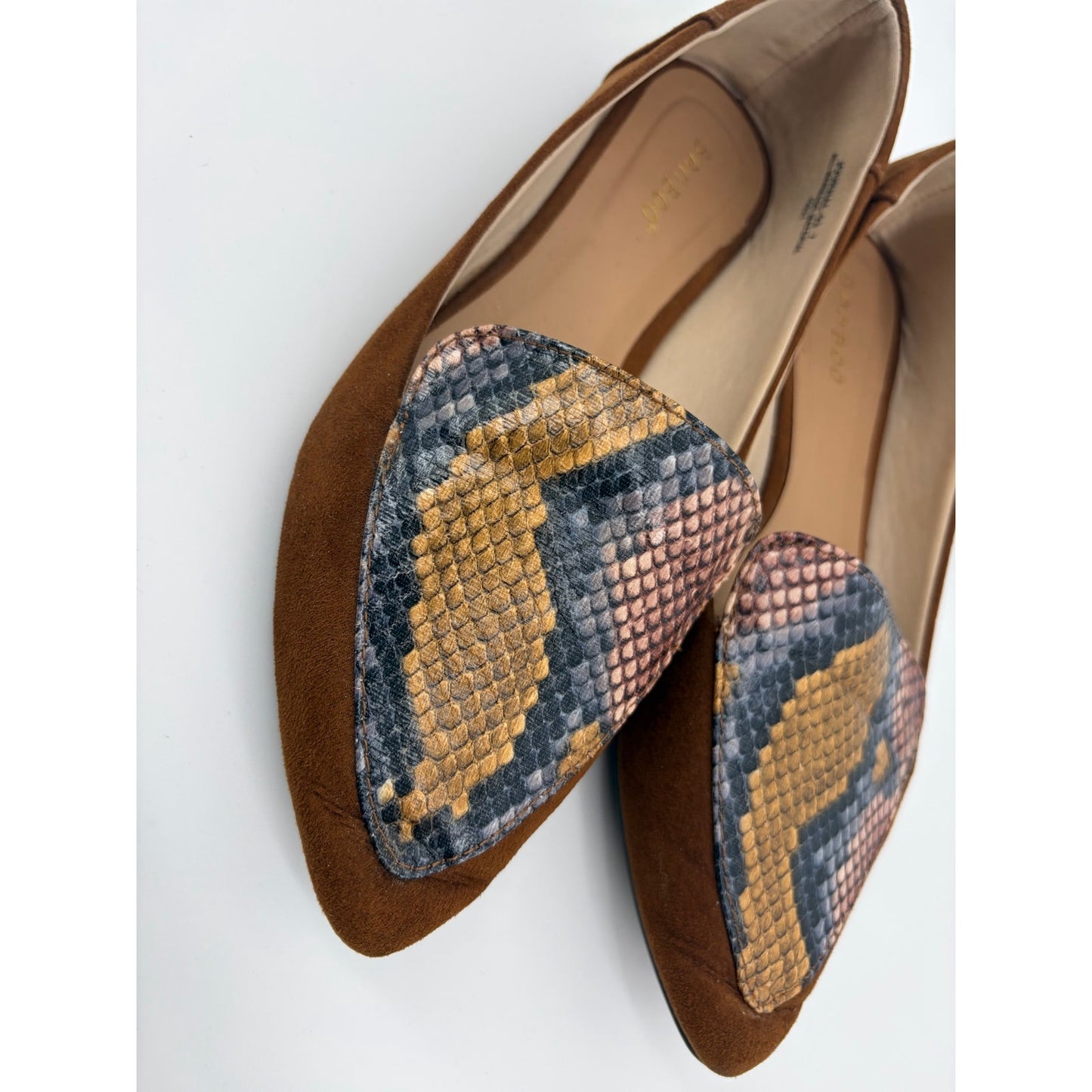 Bamboo Loafers Women’s Size 7 Brown Snake Print Accent Shoes w/ Box