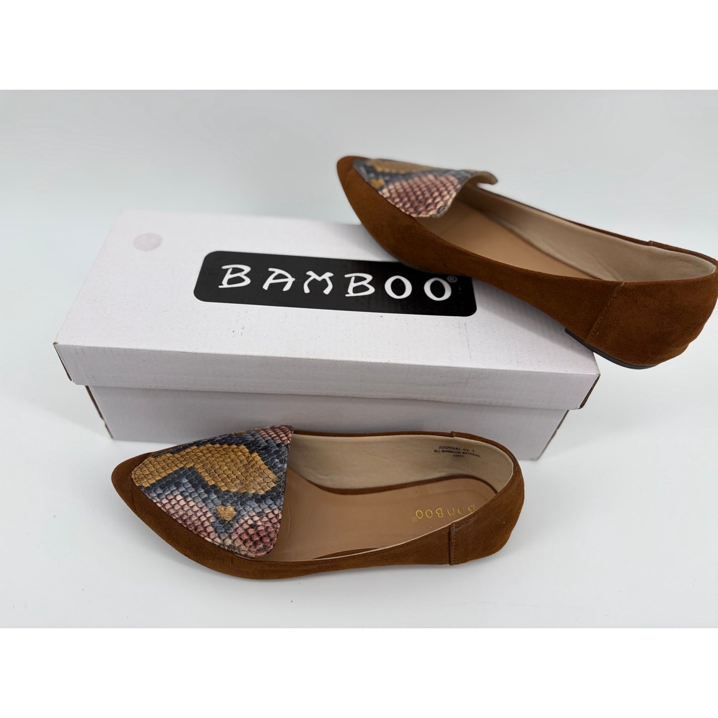 Bamboo Loafers Women’s Size 7 Brown Snake Print Accent Shoes w/ Box